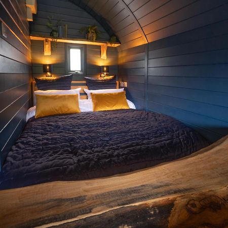 Kingswood Luxury Pods Villa Fort William Exteriör bild