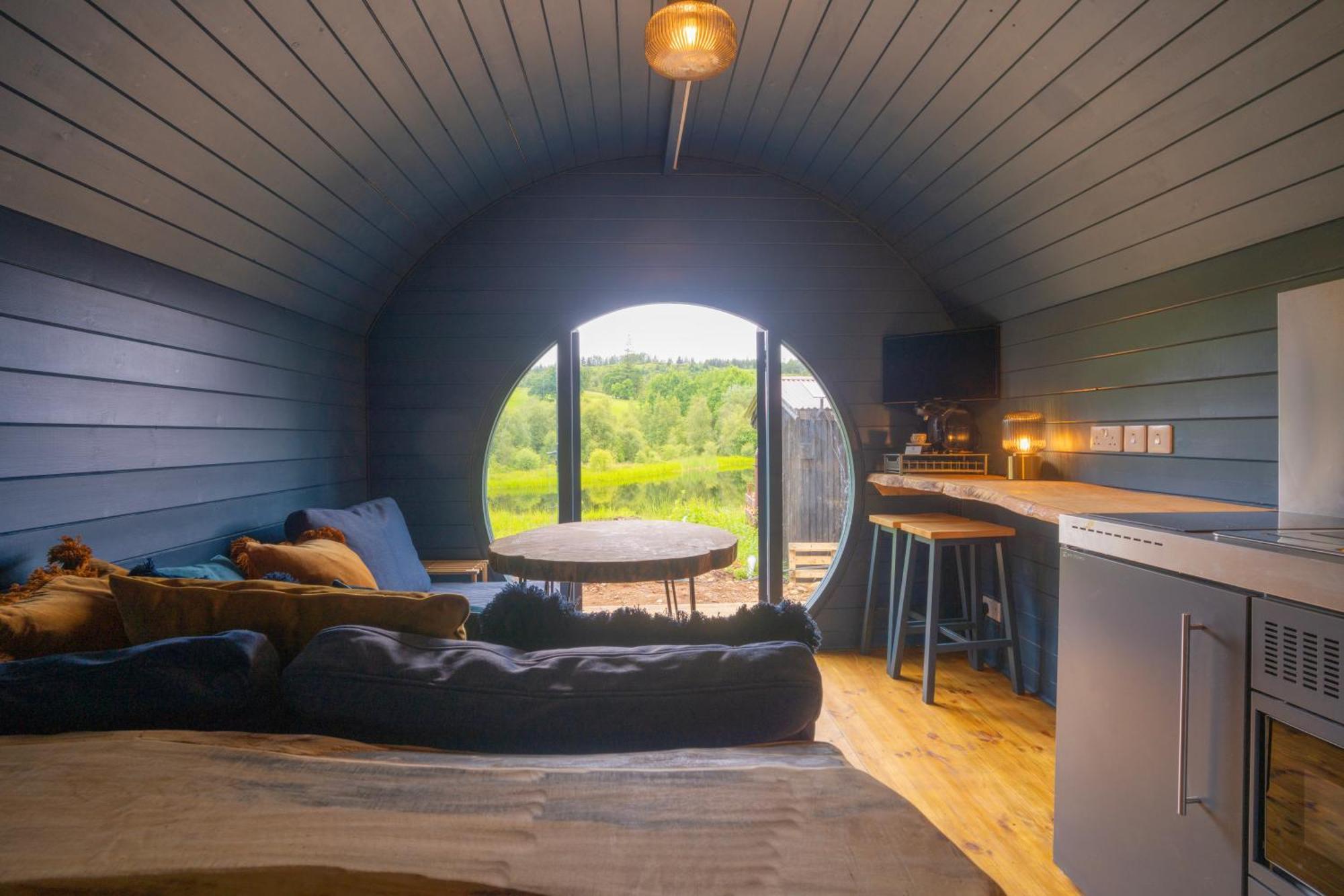 Kingswood Luxury Pods Villa Fort William Exteriör bild