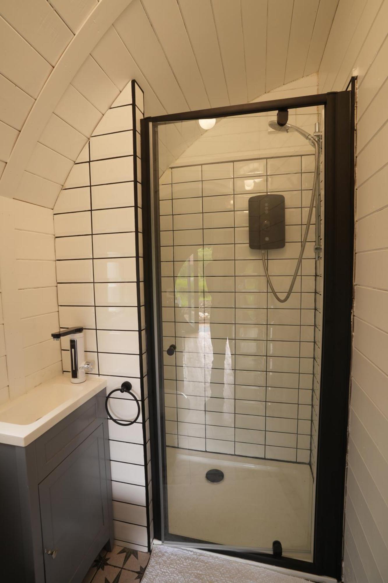 Kingswood Lodges Fort William Exteriör bild