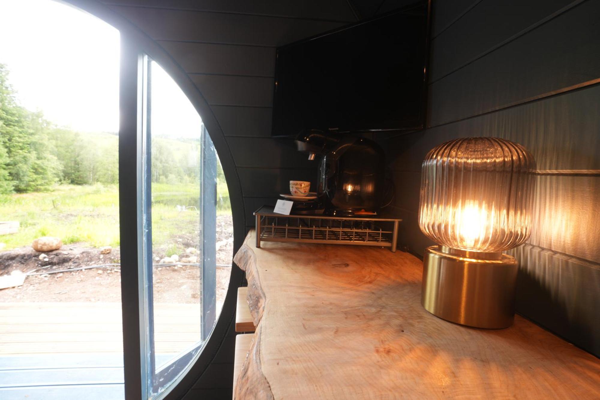 Kingswood Luxury Pods Villa Fort William Exteriör bild