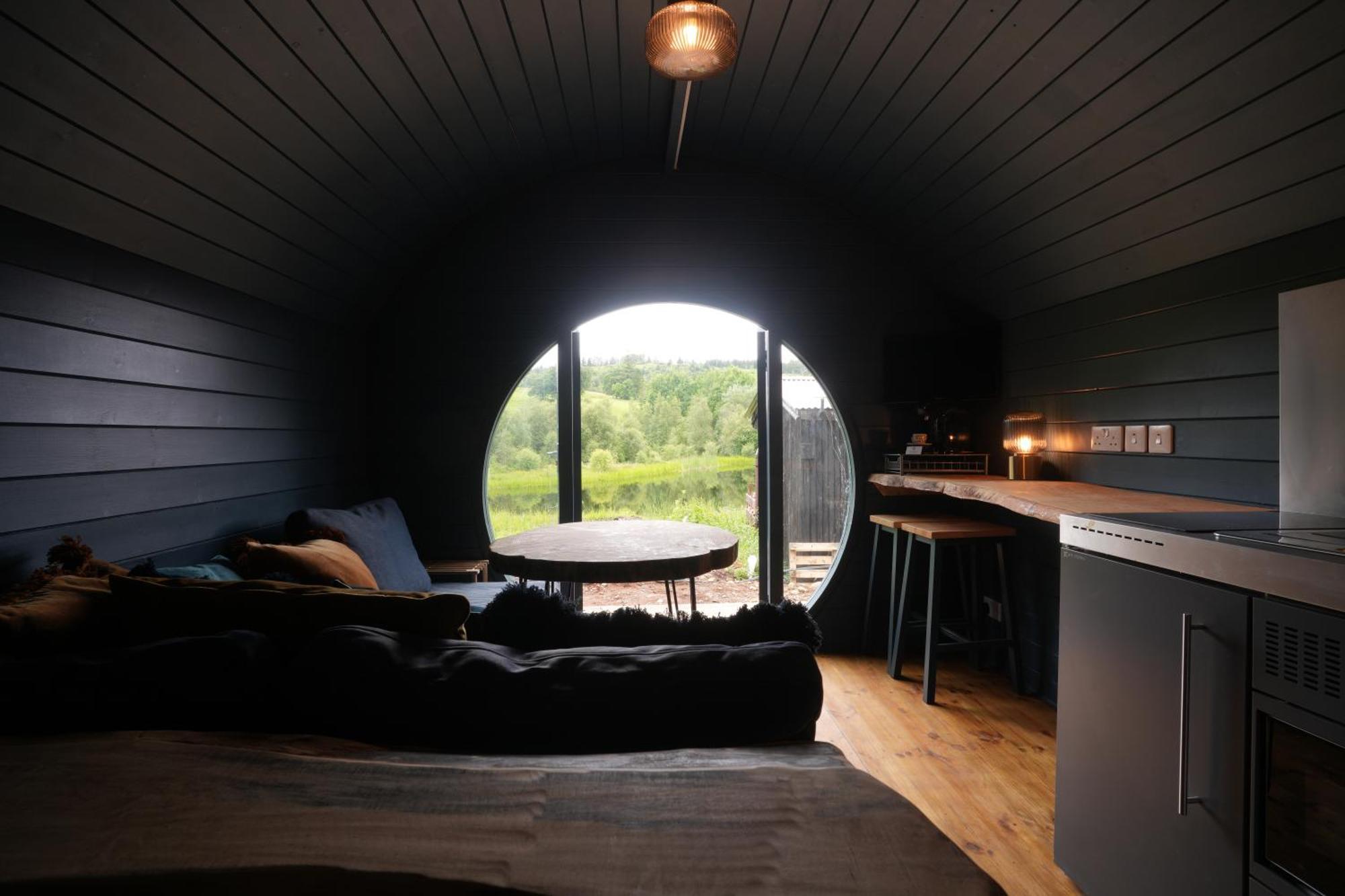 Kingswood Luxury Pods Villa Fort William Exteriör bild