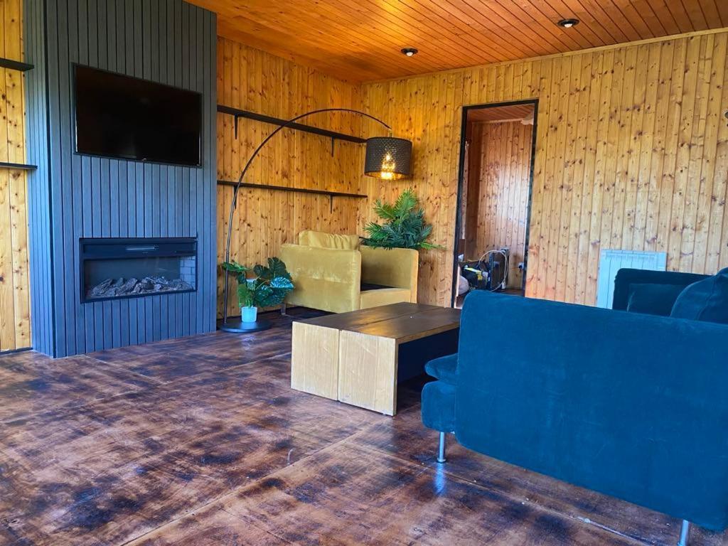 Kingswood Lodges Fort William Exteriör bild